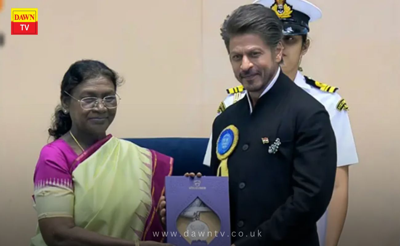 بھارتی حکومت نے بھی آخر کارشاہ رخ خان کو بہتریں اداکار مان لیا، 33 سال بعد پہلا نیشنل ایوارڈ دے دیا